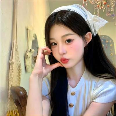 戴丝绸帽的男人